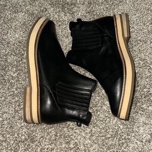 Roolee Black Ankle Boots with Ribbed Detailing